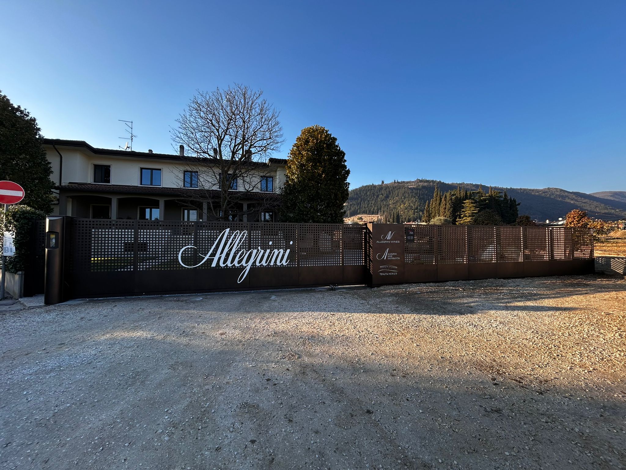 STRUTTURA PER COPERTURA ESTERNA